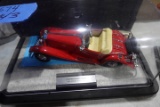 DIE CAST 1935 MERCEDES 500K IN DISPLAY CASE