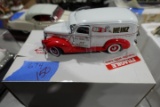 1940 HEINZ 57 DELIVERY TRUCK DIE CAST MODEL