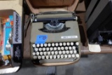 SMITH CORONA SKY WRITER PORTABLE TYPE WRITER