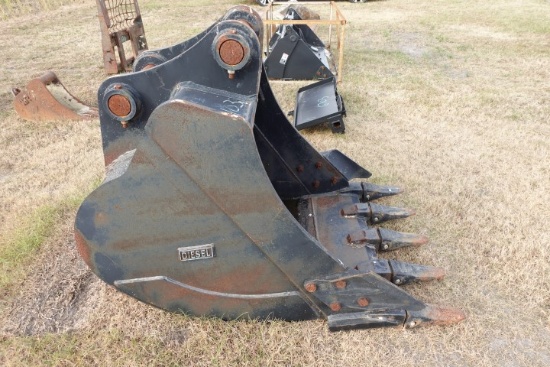 #4403 EXCAVATOR BUCKET 42" 80 MM PINS