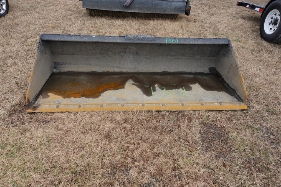 #1301 BOBCAT BUCKET 7' LONG X 32" WIDE X 18 HIGH QUICK CONNECT