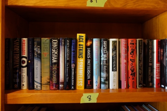 LARGE LOT HARDBACK BOOKS BY JAMES PATTERSON GREG ILES JUDD DEVERAUX JANE BE