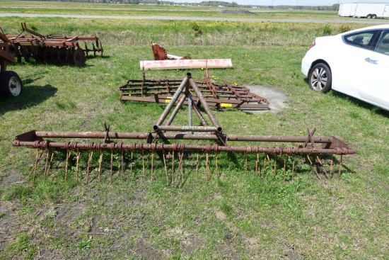 #104 HARROW 10' WIDE 3 ROWS OF TINES 3 PT HITCH