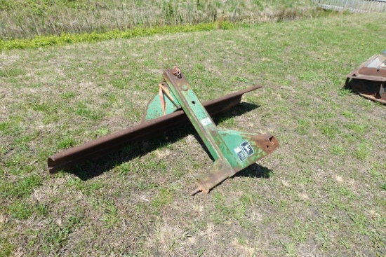 #1610 JOHN DEERE SCRAPER BLADE 7' WIDE 3 PT MOUNT MANUAL ADJUST BLADE