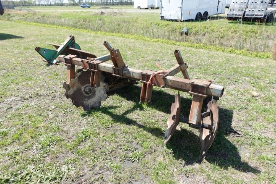 #1613 4 BLADE PLOW MULTI BLADE 7' 3 PT HITCH