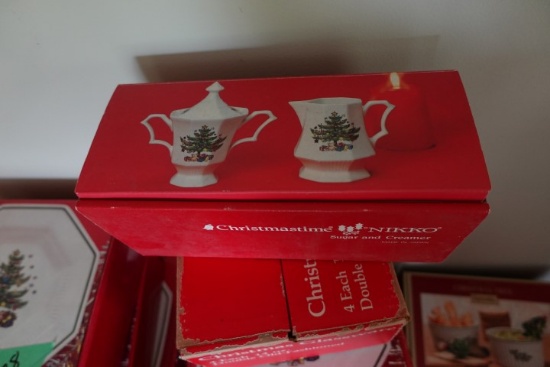 IN ORIGINGAL BOX CHRISTMAS TIME NIKKO SUGAR AND CREAMER OLD FASHION GLASSES