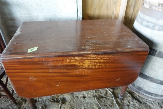 ANTIQUE MAHOGANY DROP LEAF TABLE 36 X 21