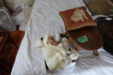 SMALL FOOT STOOL NEEDLE POINT PILLOW VINTAGE CHILDRENS CLOTHES