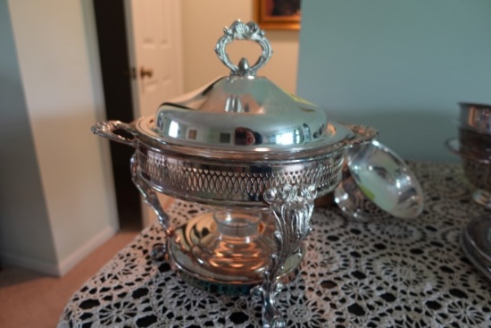 SILVER PLATE ROUND CHAFFING DISH WITH CANDLE HOLDER
