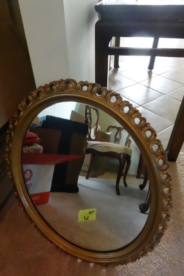 OVAL MIRROR WITH ORNATE GOLD FRAME 22"