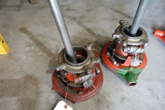 2 RIDGID MANUAL RATCHET PIPE THREADERS 1 1 1/4 2" WITH HANDLES