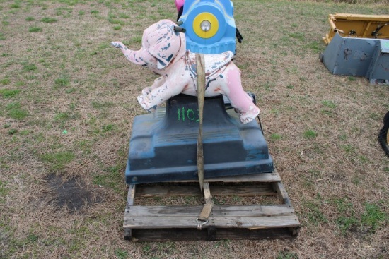 #1103 ELEPHANT COIN OP MACHINE NO MECHANISM NEEDS PLUG