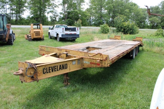 #810 1993 Cleveland Trailer 15 Ton 92" Wide X 21' With 5' Beaver Tail Woode