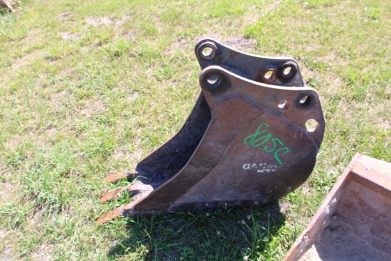 #805c Woods Backhoe Digging Bucket 11 X 27