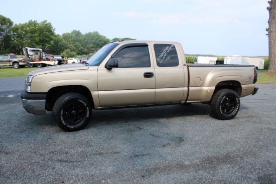 #7402 2004 Chevy Silverado Ext Cab 276305 Miles 4x4 Quadrasteer Vortex 5.3