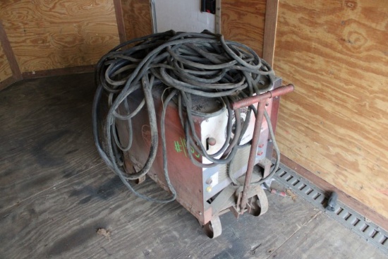 #1905 Miller Welder Dialarc 250 Ac Dc On Heavy Duty Cart