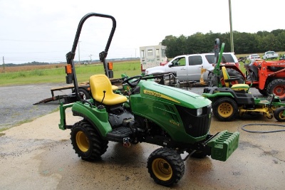 5302 John Deere 1023 4 Wd Tractor 76.2 Hrs Hyd Stat Trans 540 Pto 7 Front