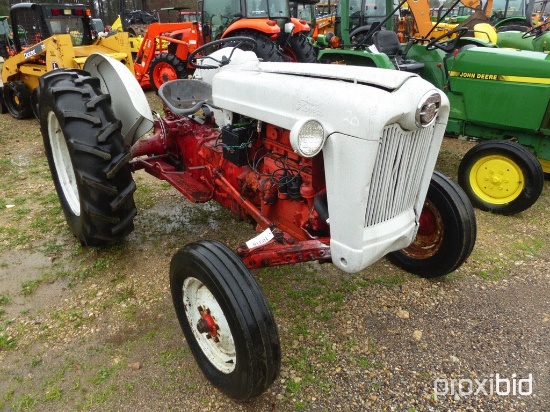 Ford 860 Tractor