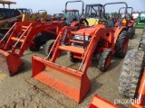 JD Tractor 2025R 4x4 w/ldr b.hoe