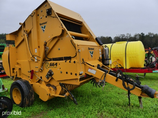 Vermeer 664M Baler