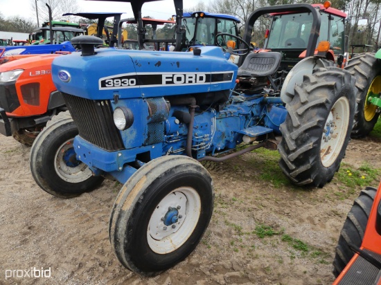 Ford 3830 Tractor