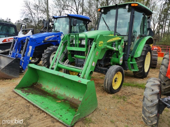 JD 5225 Cab 2WD w/ldr