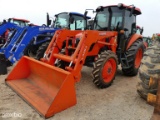Kubota M7060 Cab 4x4 w/ldr