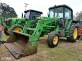 JD 6210 Cab 2WD w/ldr