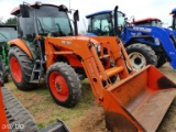 Kubota M7060 Cab 4x4 w/ldr