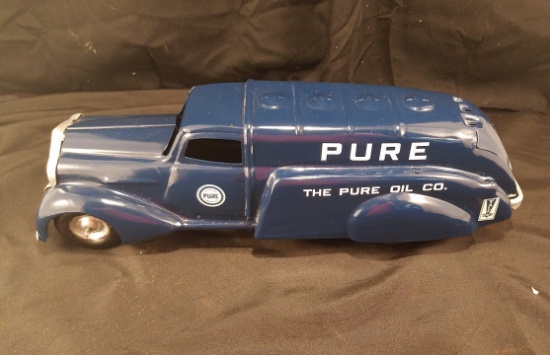 1930-40's Pure Oil Truck