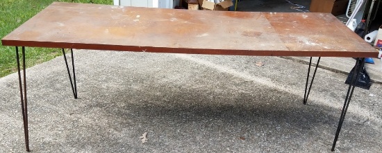 Mid Century Hair Pin Leg Table