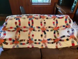 Vintage Double Wedding Ring Quilt