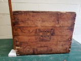 Antique Wood Dry Mats Crate