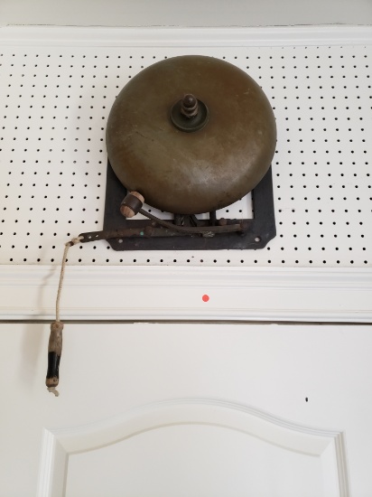 Antique Boxing Ringside Bell