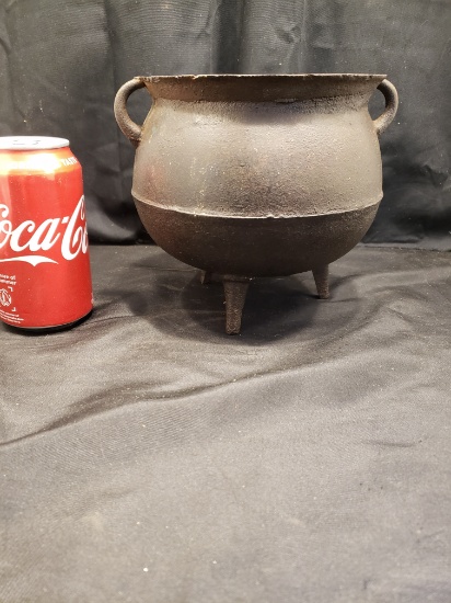 1800's Salesman Sample Cast Iron Pot