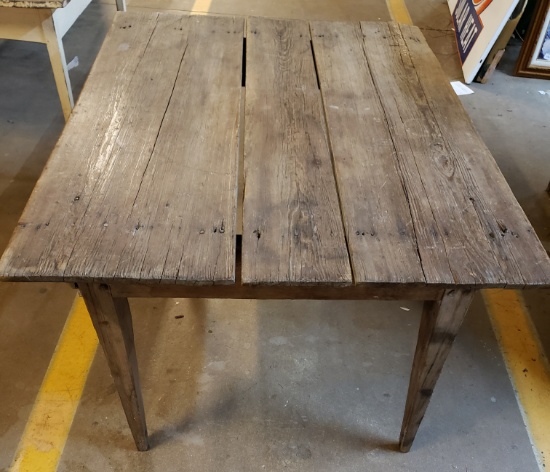 Primitive Southern Pegged Table
