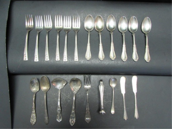 Assorted Vintage Silver Plate Flatware: (6) WM