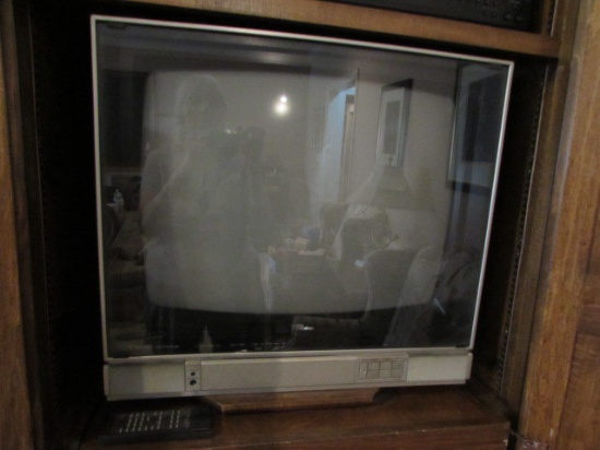 23" Curtis Mathes Television