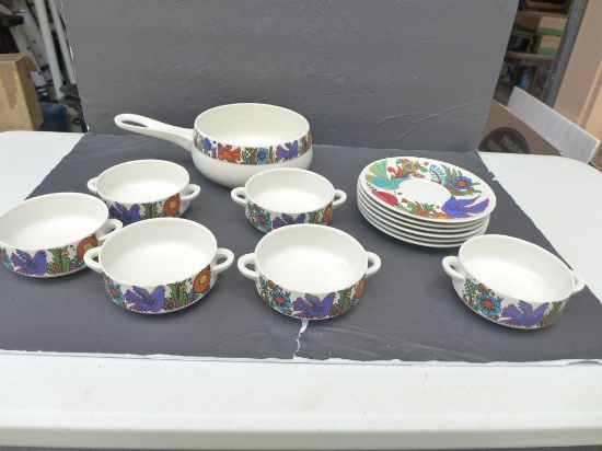 (13) Pieces of Villeroy & Boch "Acapulco" Double