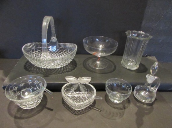 Box of Assorted Glassware:  9" x 6 3/8" Basket