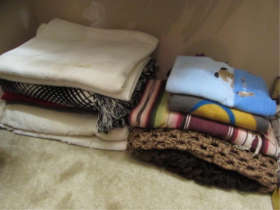 (7) Bedspreads