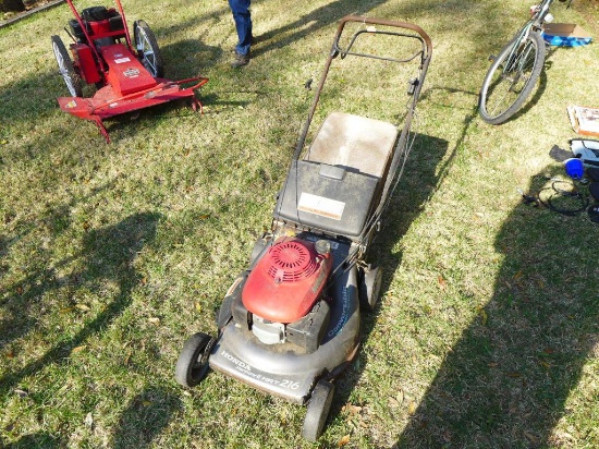 Honda Push Mower with Bag Attachment