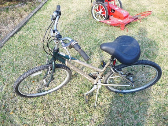 Schwinn Sierra Mountain Bike