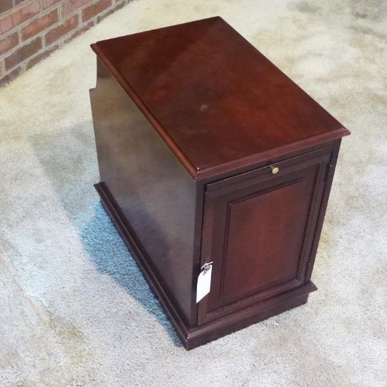 Recliner End Table--12 3/4" x19 3/4" x 20 1/8"