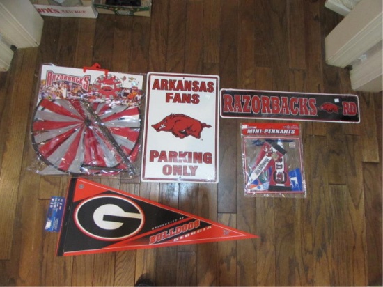 Assorted College Banners & Pennants