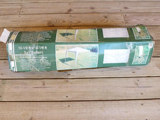 Portable Sun Shelter--10 1/2' x 10 1/2'