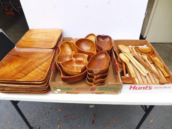 Assorted Wooden Square Plates (18), Chip & Dip