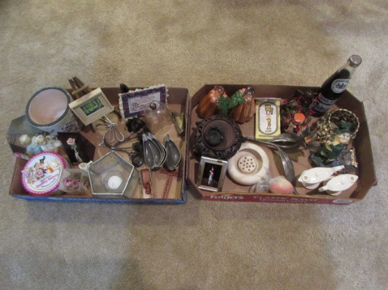 (2) Boxes of Assorted Decorative Accessories