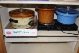 Rival Crock Pot, (2) Crock Pot Inserts with