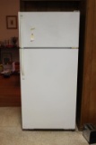Kenmore Refrigerator/Freezer with Ice Maker